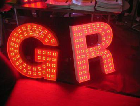 思礼LED发光字常见的安装误区。